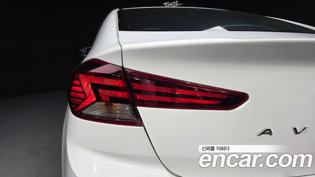 Hyundai AVANTE 2019 — photo 9