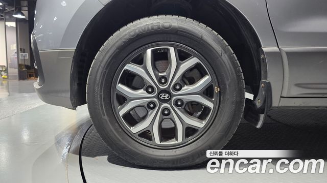 Hyundai Starex 2019 — photo 5