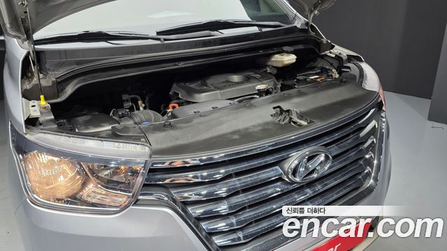 Hyundai Starex 2019 — photo 6