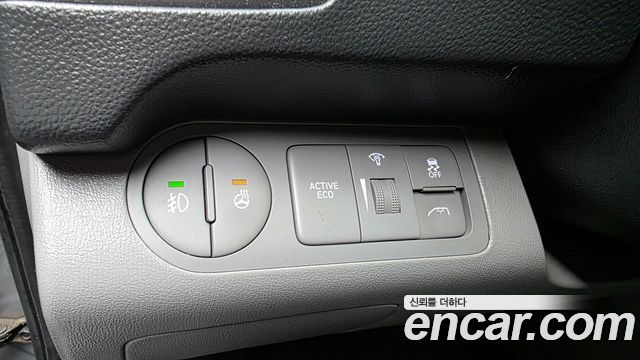 Hyundai Starex 2019 — photo 24
