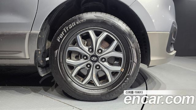 Hyundai Starex 2019 — photo 7