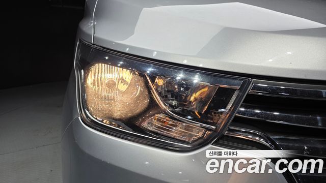 Hyundai Starex 2019 — photo 8