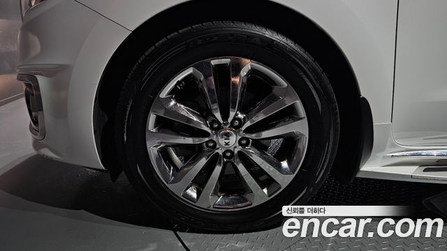 Kia Canival 2017 — photo 5
