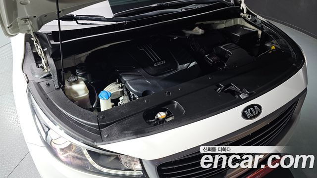 Kia Canival 2017 — photo 6
