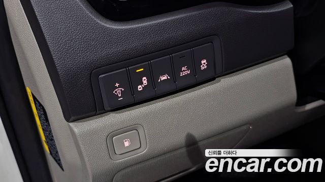 Kia Canival 2017 — photo 23