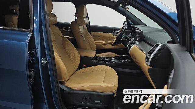 Kia Sorento 2023 — photo 13