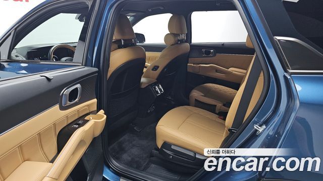 Kia Sorento 2023 — photo 18
