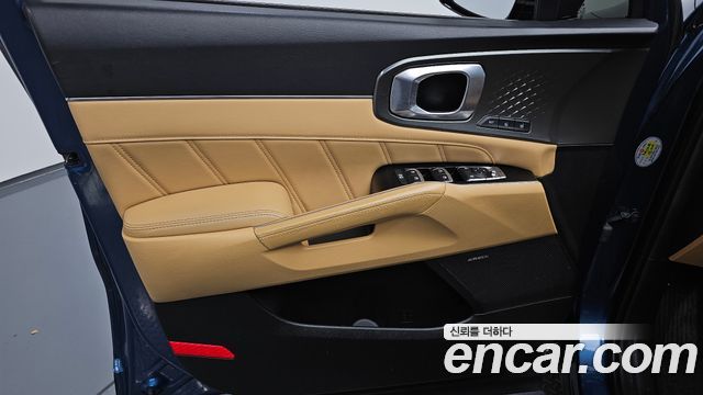 Kia Sorento 2023 — photo 14