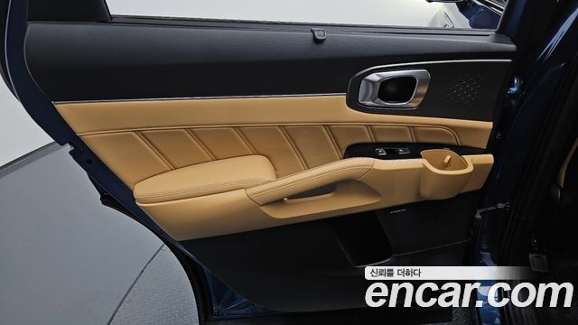 Kia Sorento 2023 — photo 15