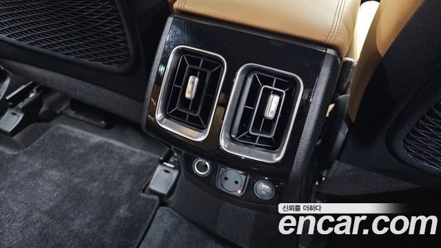 Kia Sorento 2023 — photo 30