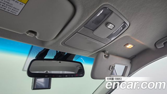 Kia K3 2019 — photo 23
