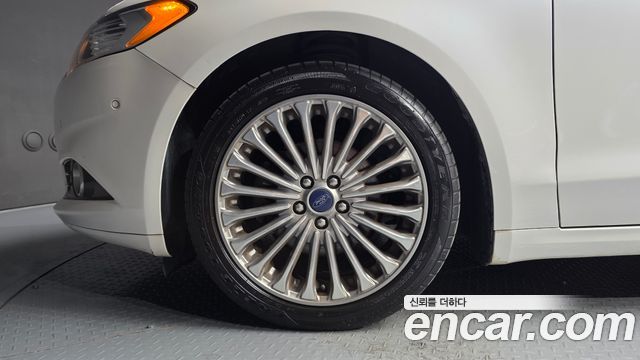 Ford Fusion 2015 — photo 5
