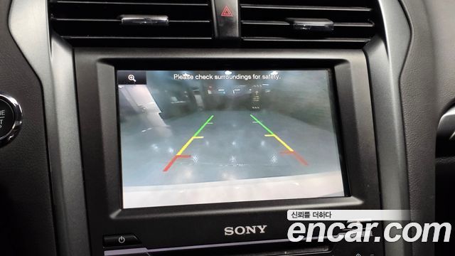 Ford Fusion 2015 — photo 14