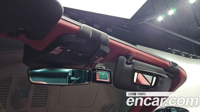 Porsche 911 2020 — photo 25