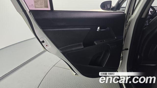 Kia Sportage 2015 — photo 15