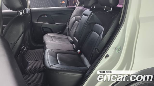 Kia Sportage 2015 — photo 16