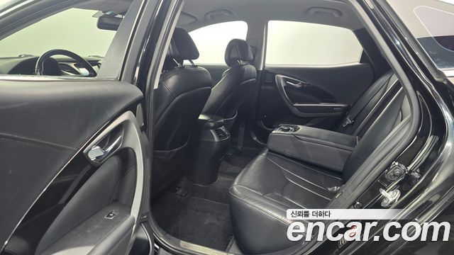 Hyundai Grandeur 2014 — photo 18