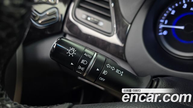Hyundai Grandeur 2014 — photo 27