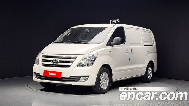 Hyundai Starex 2018 — photo 1