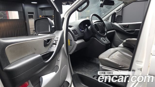 Hyundai Starex 2018 — photo 10