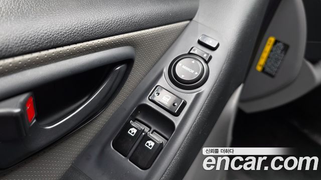 Hyundai Starex 2018 — photo 15