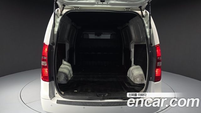 Hyundai Starex 2018 — photo 20
