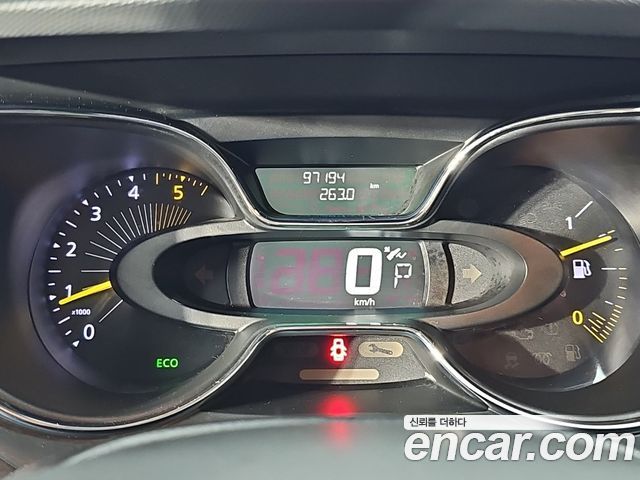 Renault Korea QM3 2015 — photo 7