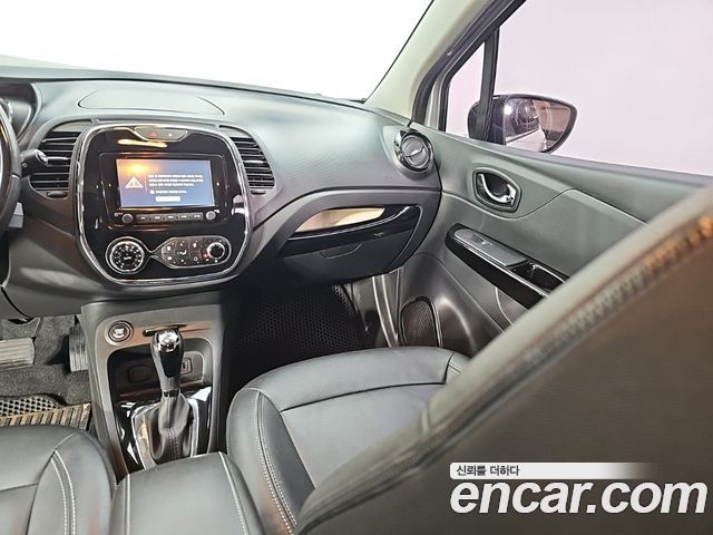 Renault Korea QM3 2015 — photo 10