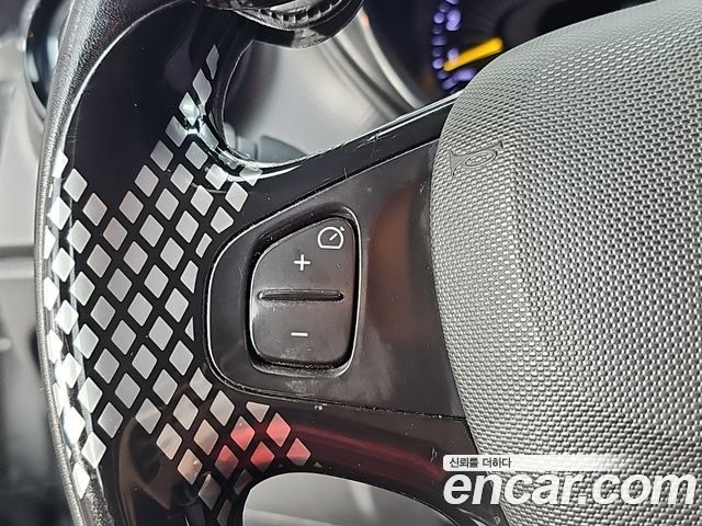 Renault Korea QM3 2015 — photo 16