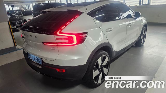 Volvo C40 2023 — photo 6