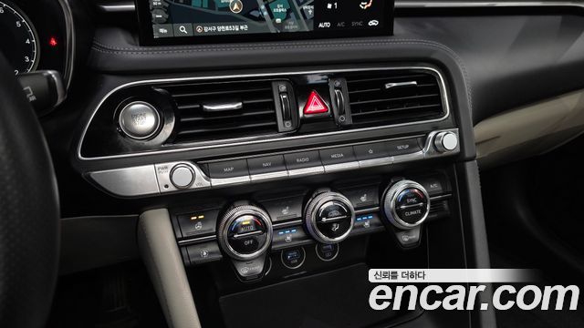 Genesis G70 2023 — photo 17
