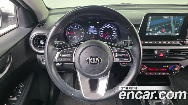 Kia K3 2021 — photo 19