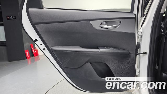 Kia K3 2021 — photo 15