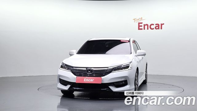 Honda Accord 2017 — photo 3