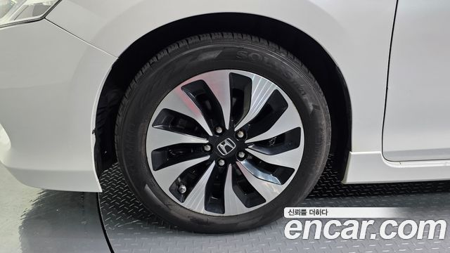 Honda Accord 2017 — photo 5