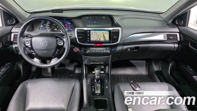 Honda Accord 2017 — photo 10