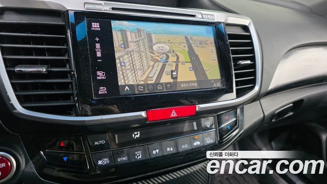 Honda Accord 2017 — photo 20
