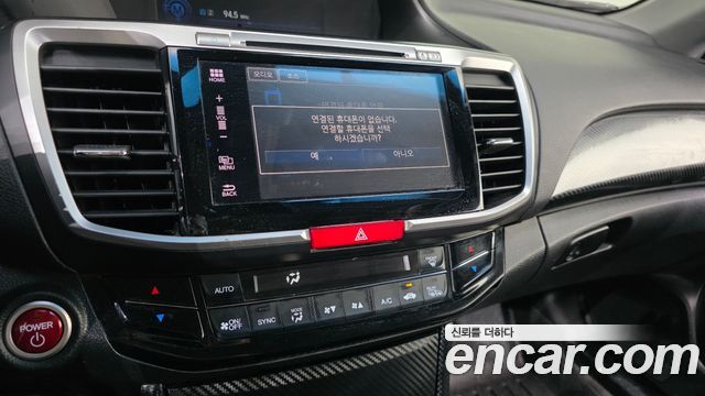 Honda Accord 2017 — photo 21