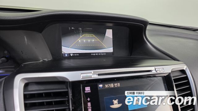 Honda Accord 2017 — photo 23