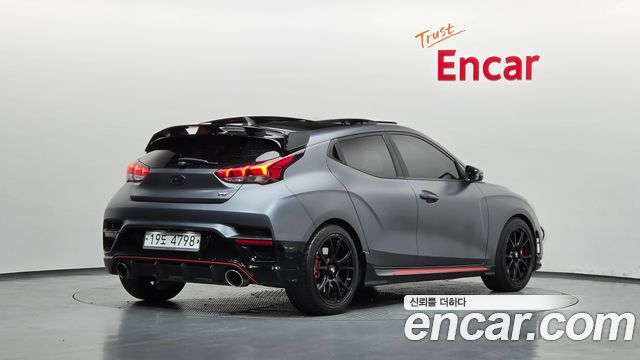 Hyundai Veloster 2019 — photo 2