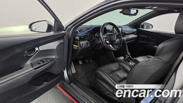 Hyundai Veloster 2019 — photo 10