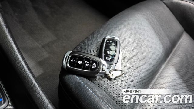 Hyundai Veloster 2019 — photo 17