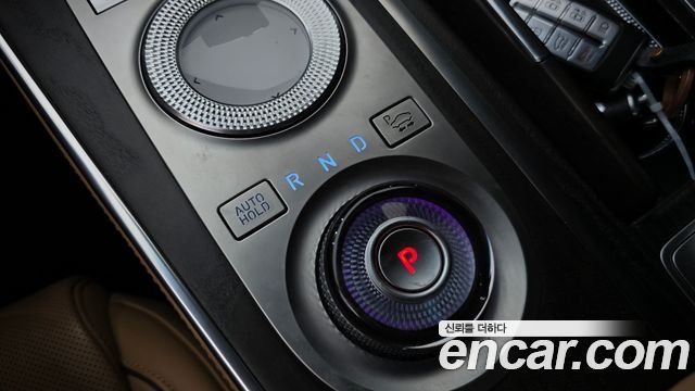 Genesis GV80 2021 — photo 12