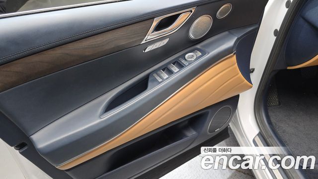 Genesis GV80 2021 — photo 14