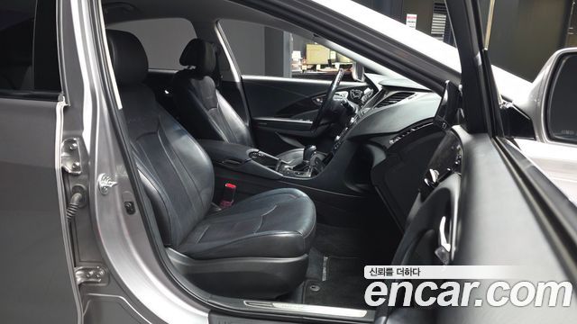 Hyundai Grandeur 2013 — photo 17