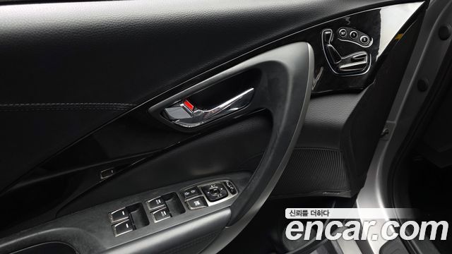 Hyundai Grandeur 2013 — photo 24