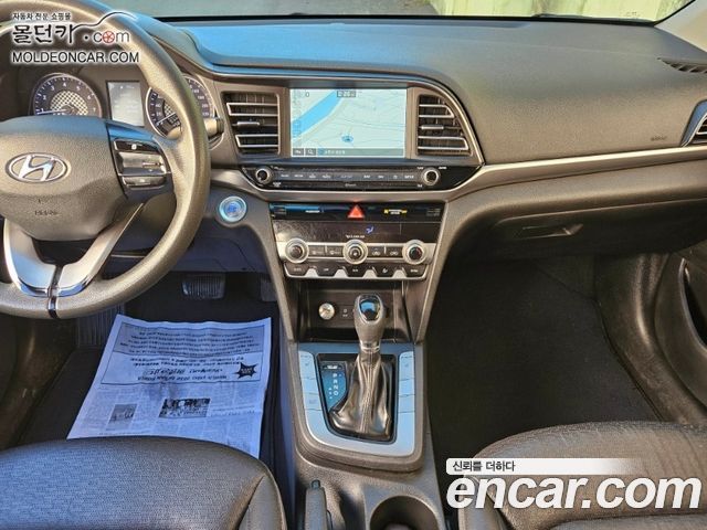 Hyundai AVANTE 2019 — photo 8