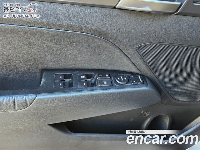 Hyundai AVANTE 2019 — photo 10
