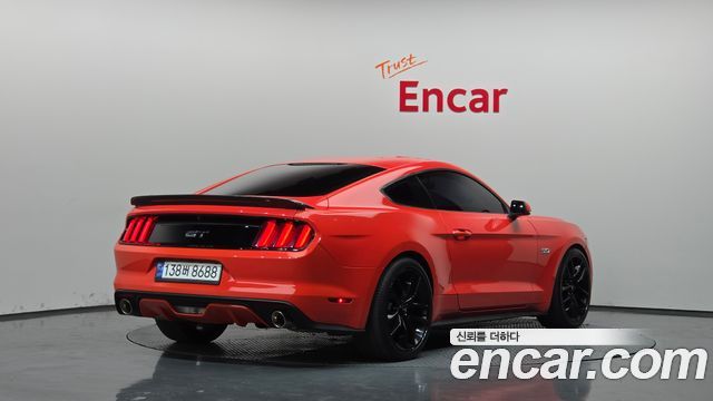 Ford Mustang 2015 — photo 2