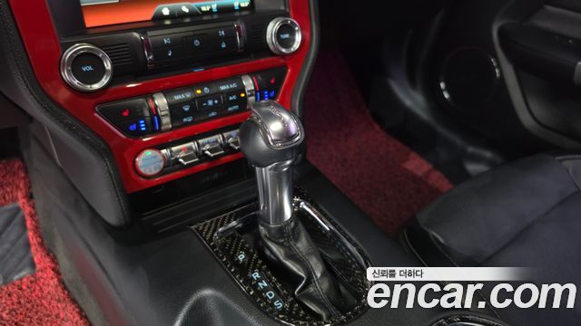 Ford Mustang 2015 — photo 9